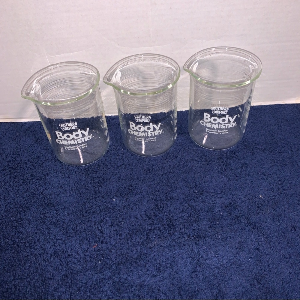 3 Southern Comfort Whiskey Mixing Glass Body Chemistry 300 ML / Beaker Drinking